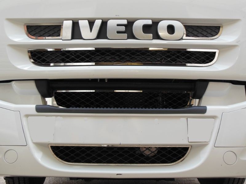Kühlergrillapplikation für Iveco Eurocargo